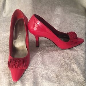 Via Piella Red Faux Leather Pumps 3.5" Heel 8M